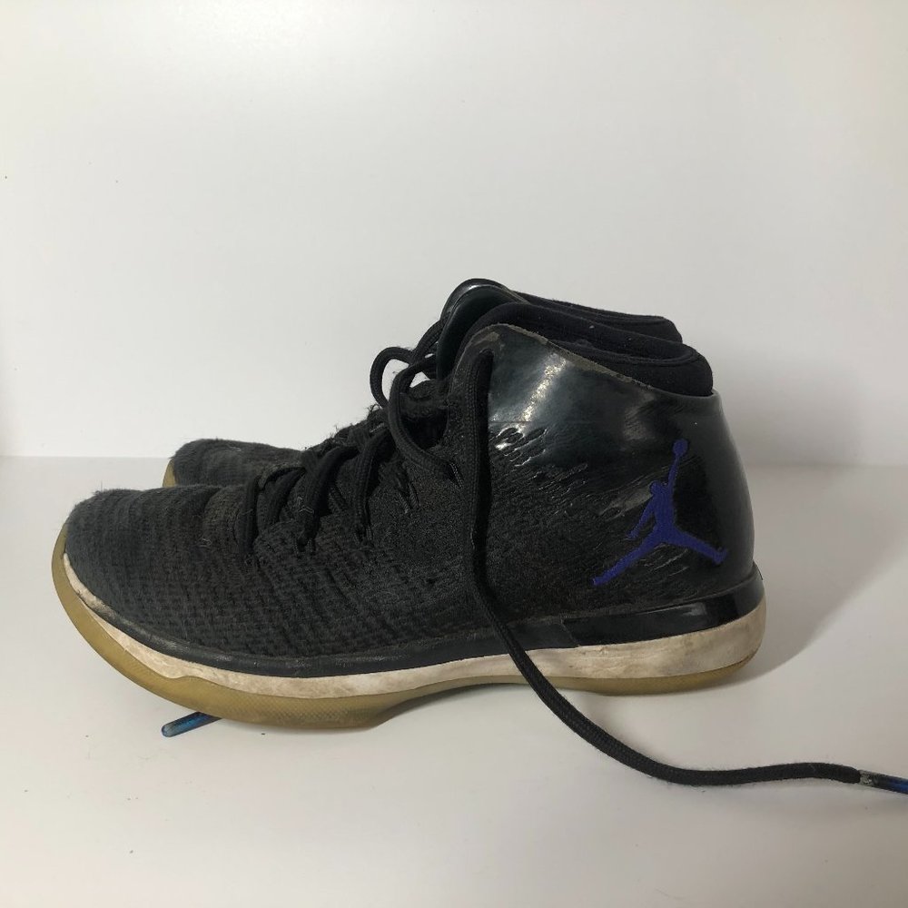Nike Jordan "Space Jam" - 5.5Y